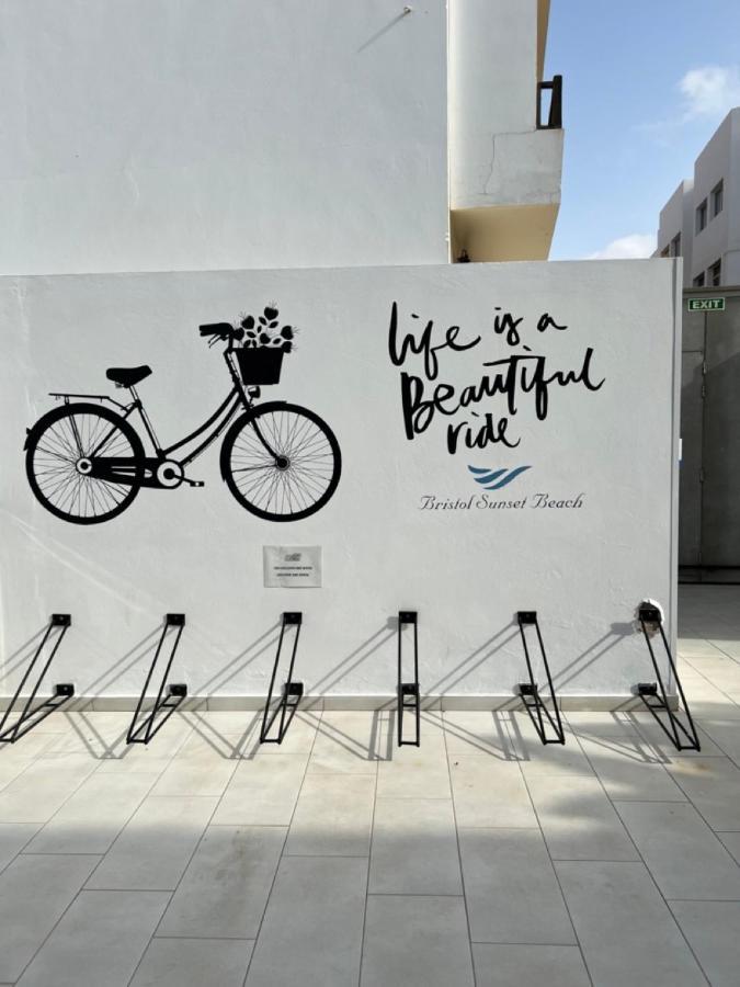 Corralejo Bristol Terrace Apartment Con Giardino Privato Esterno Eksteriør bilde